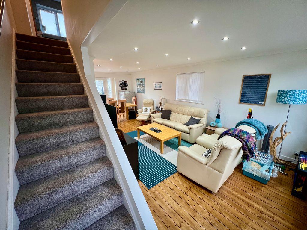 Plunch Lane, Mumbles, Swansea, SA3 4JE